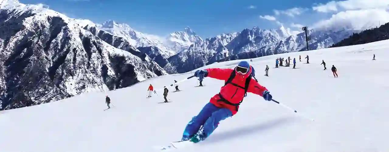 Skiing in auli snow